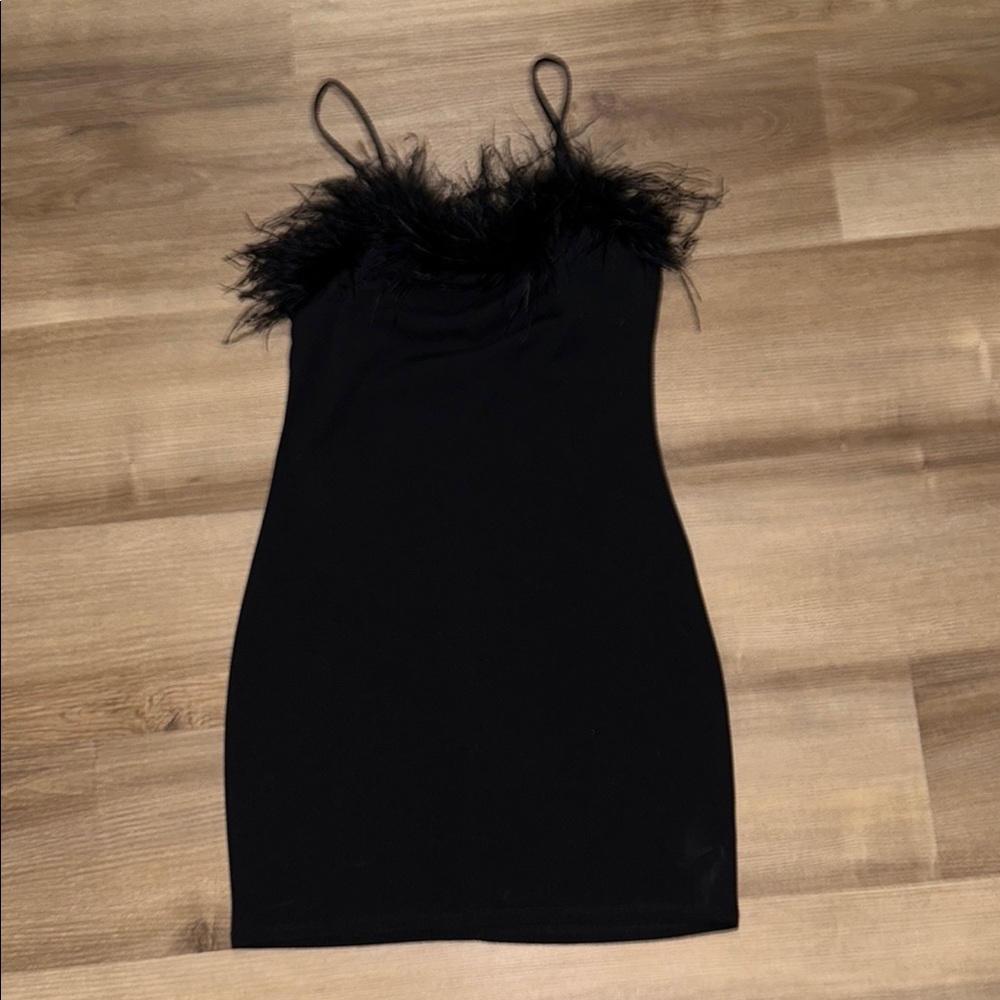 Elegant Black Feather Trim Dress